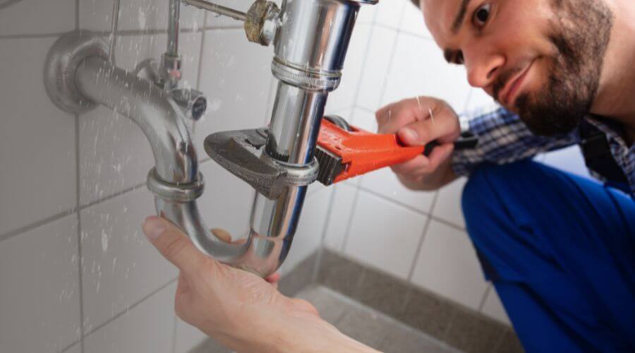 Professional same day plumber services in Luxemburg, WI